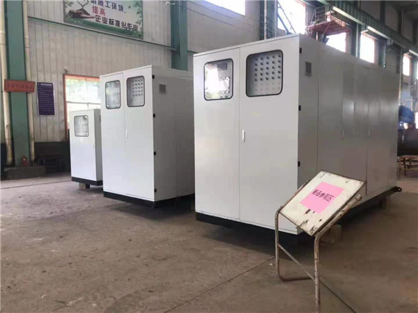 電鍋爐